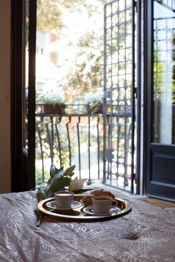 Contessa Arrivabene Antica Dimora Acomodação com café da manhã Roma Exterior foto